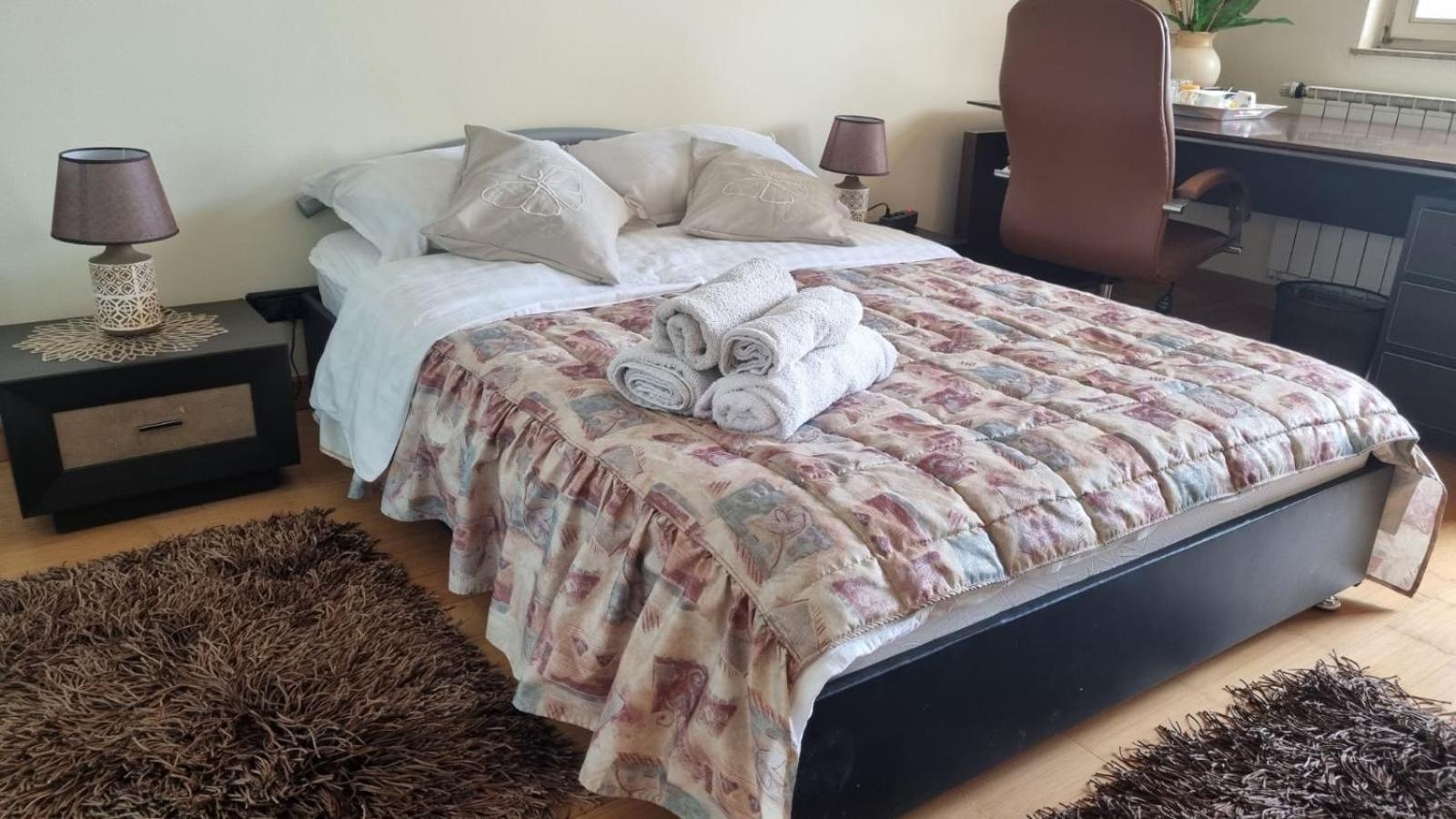 Bolek Mansion Lejlighed Banja Luka Eksteriør billede