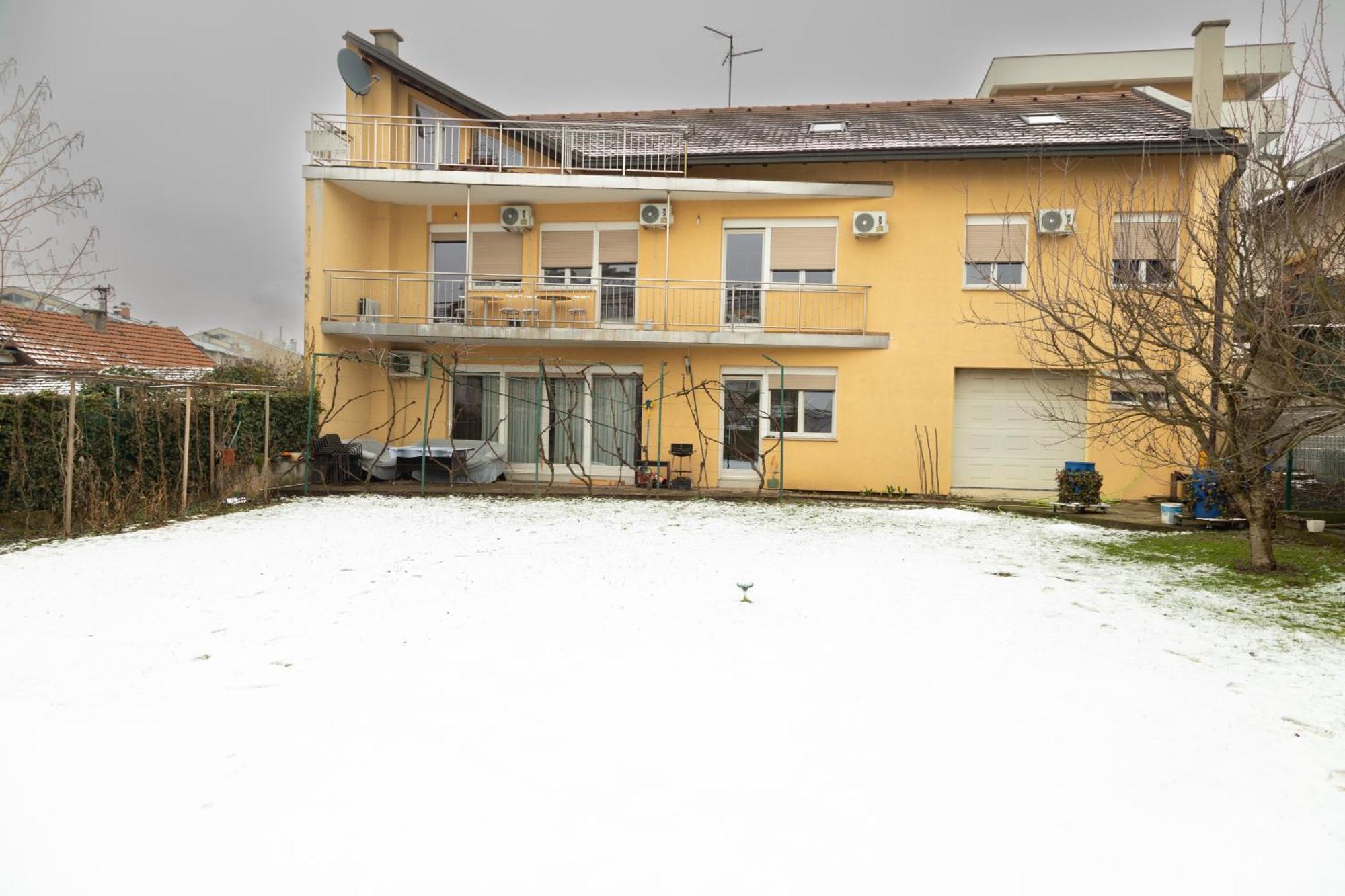 Bolek Mansion Lejlighed Banja Luka Eksteriør billede